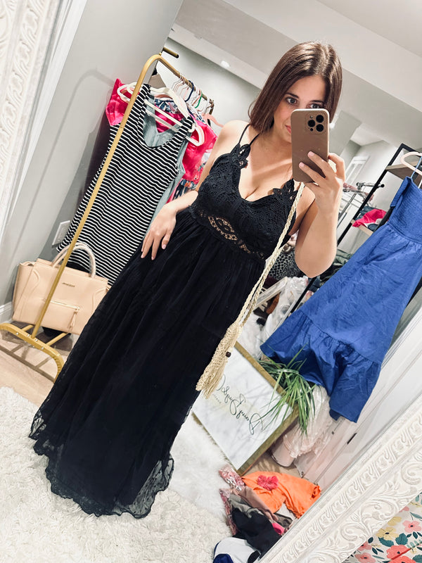 Black Ice Lace Luxe Maxi